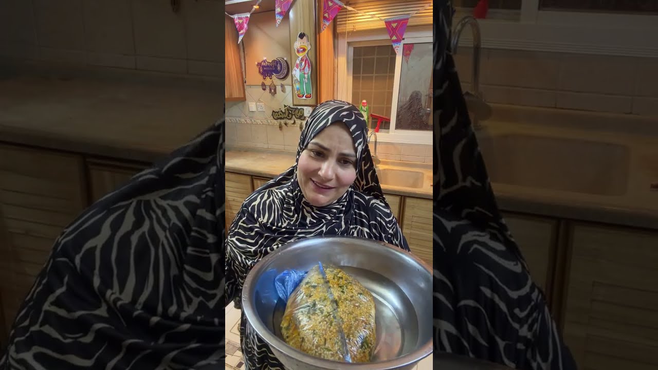 الناس بتتسحر  وأنا بعمل محشي