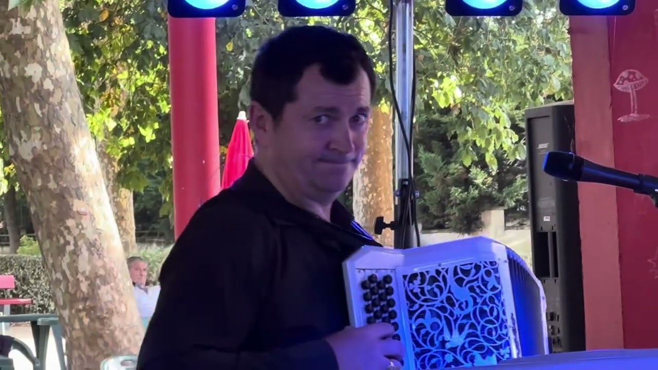 A la Guinguette de Chabris (36210)  avec Arnaud Guimard, le dimanche 30 juillet 2023.