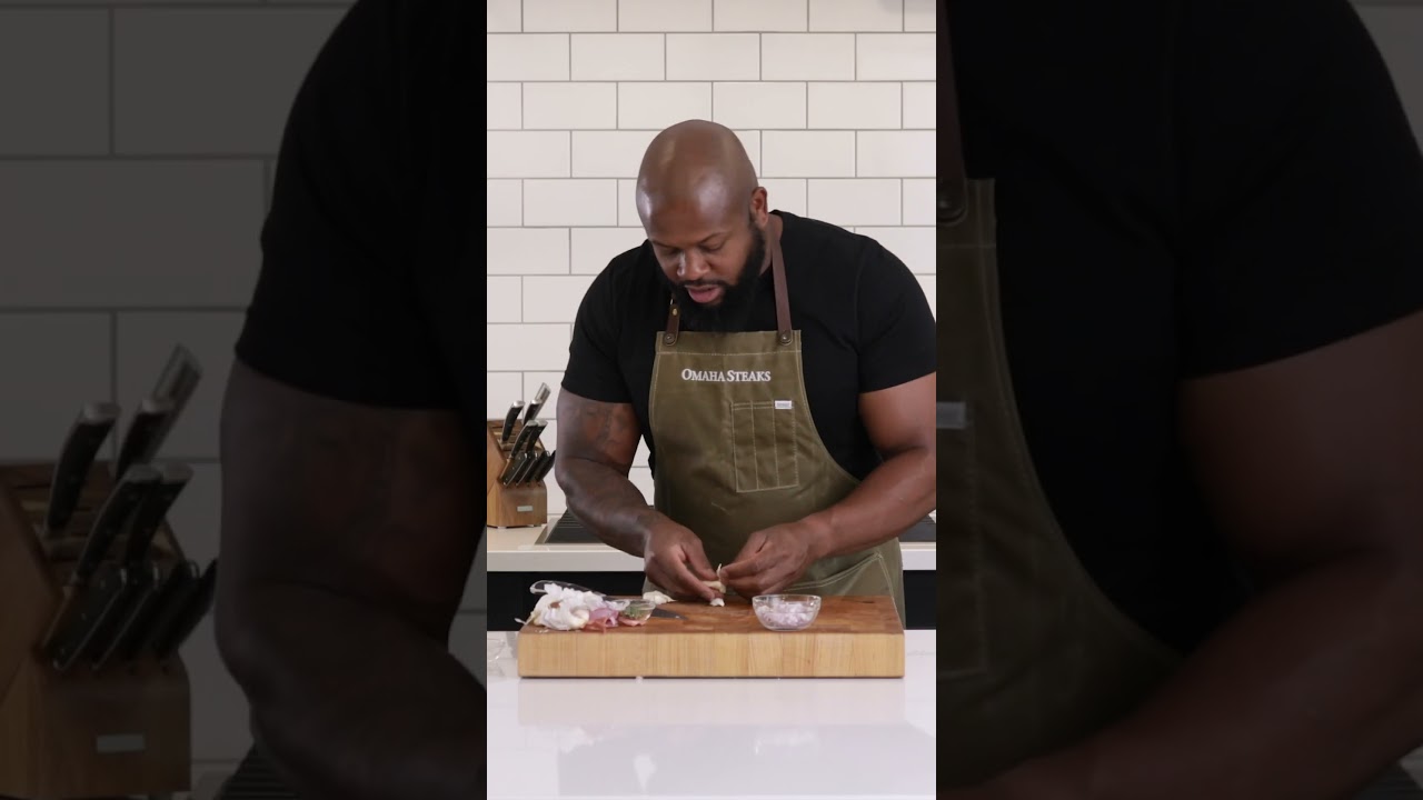 How to Mince Fresh Garlic Cloves