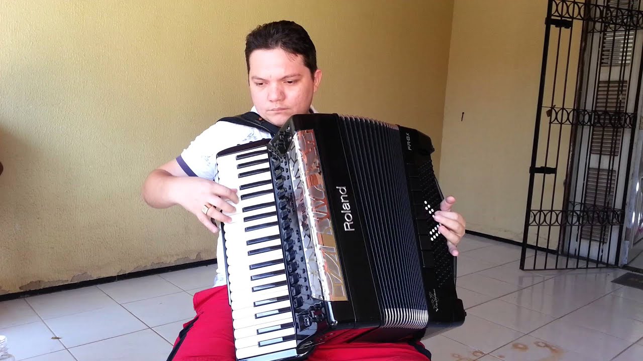 JOÃO BANDEIRA JÚNIOR.