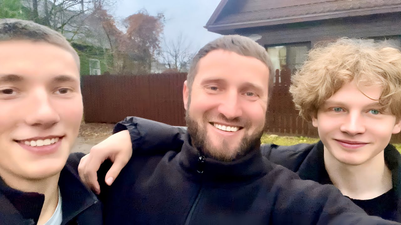 LAST PREPARATIONS FOR OUR TRIP TO THE PHILIPPINES! My nephews came to say goodbye!