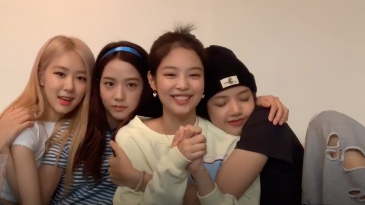 서로 예뻐하는 블랙핑크
