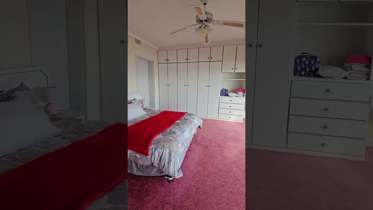 Holiday Home for sale in Strandfontein West Coast.