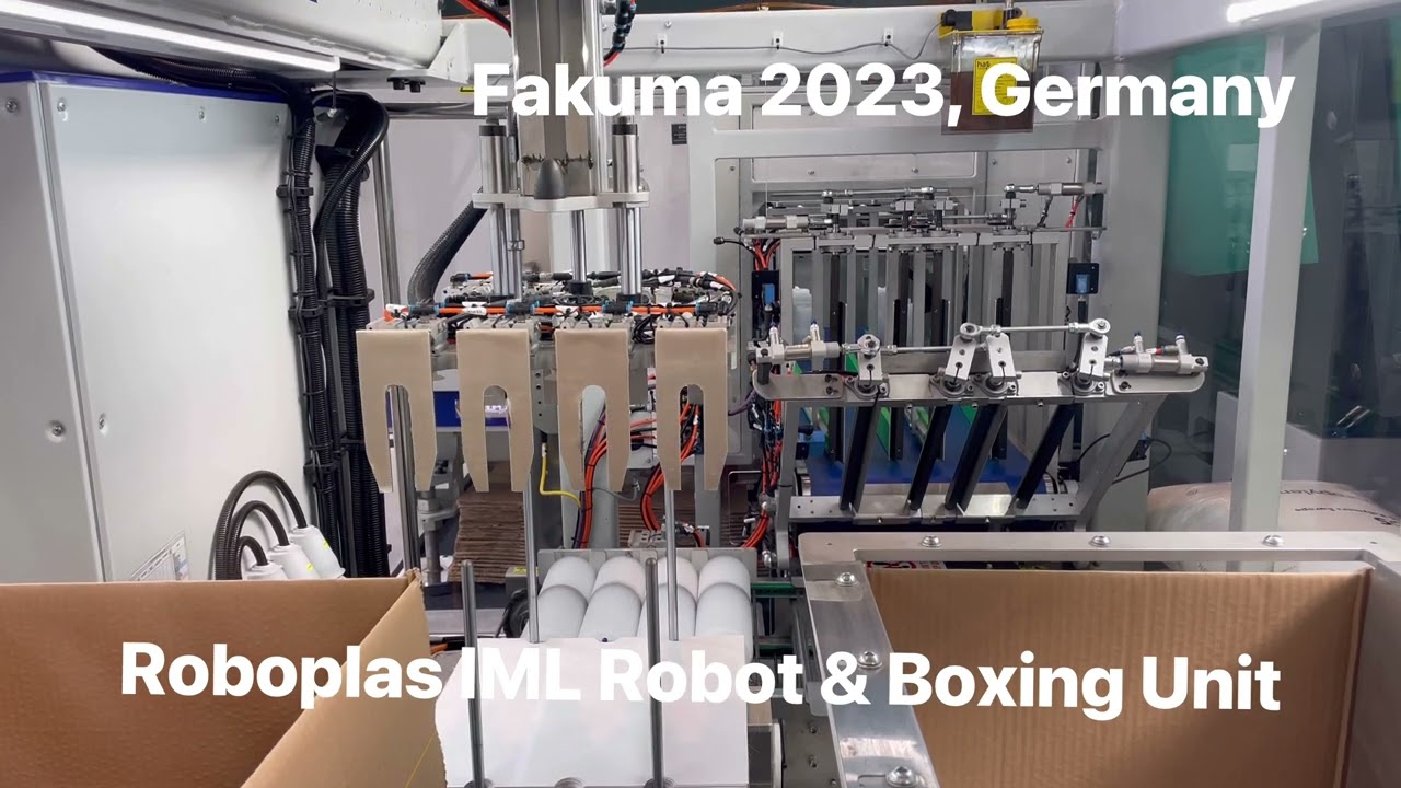 Fakuma 2023 Roboplas IML Robot