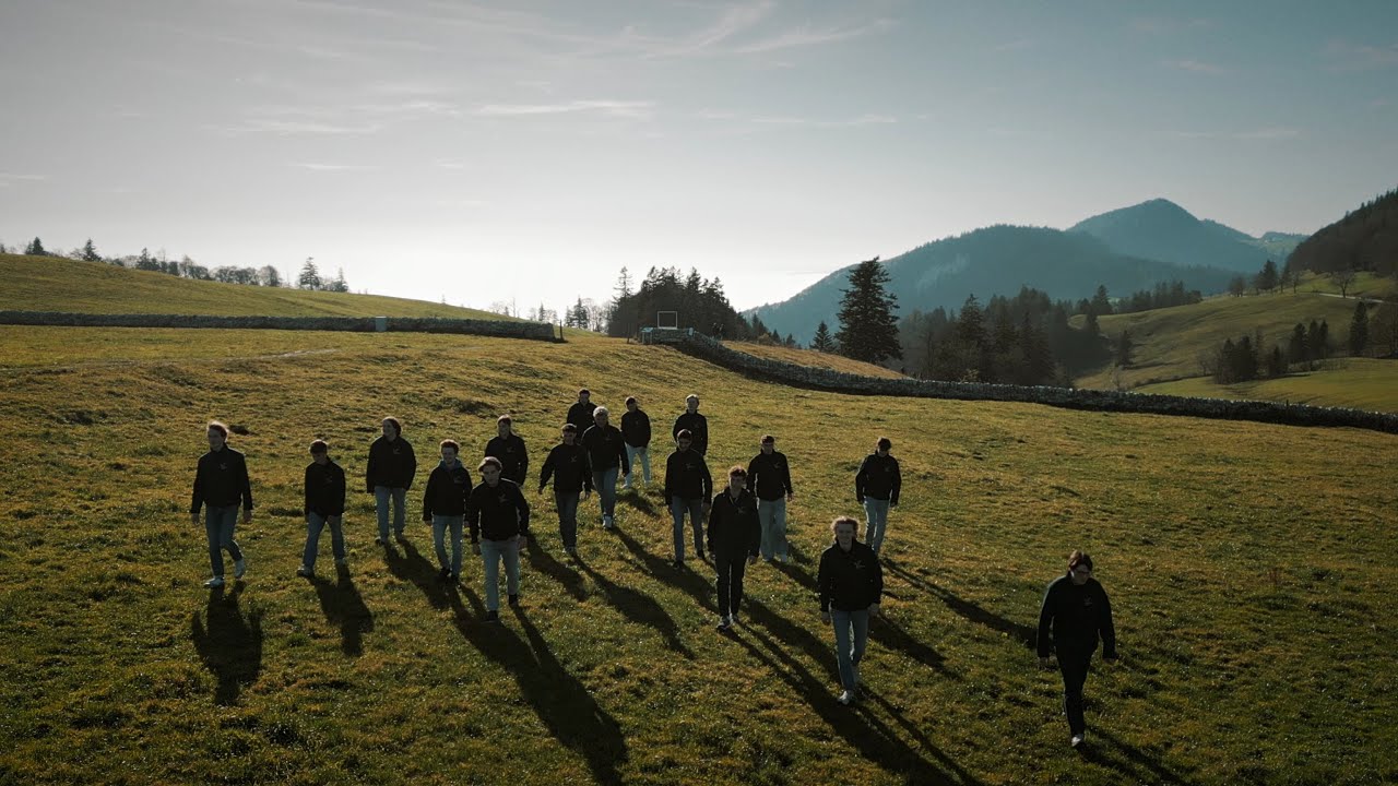 Solothurner Singknaben – Terre Jurassienne (by Paul Miche)