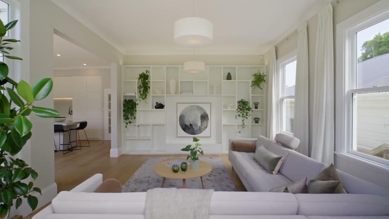 22 Plunket Street | REFINED FAMILY LIVING IN THE HEART OF KELBURN