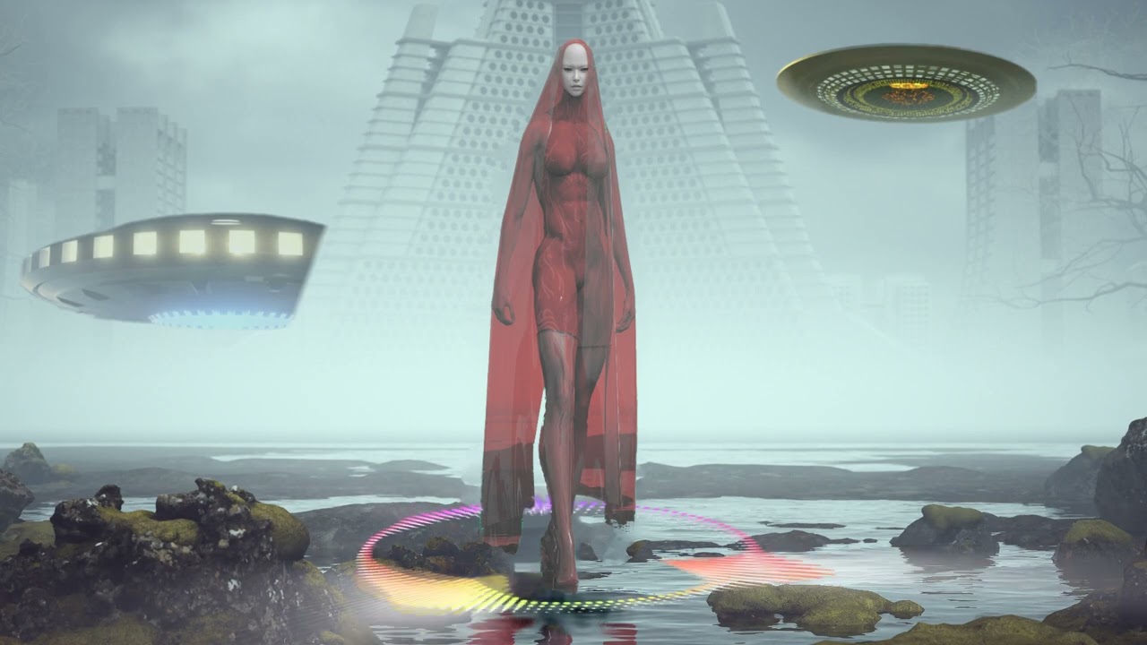 Woman walks through 'invisible' 8-foot-tall ET [#5]