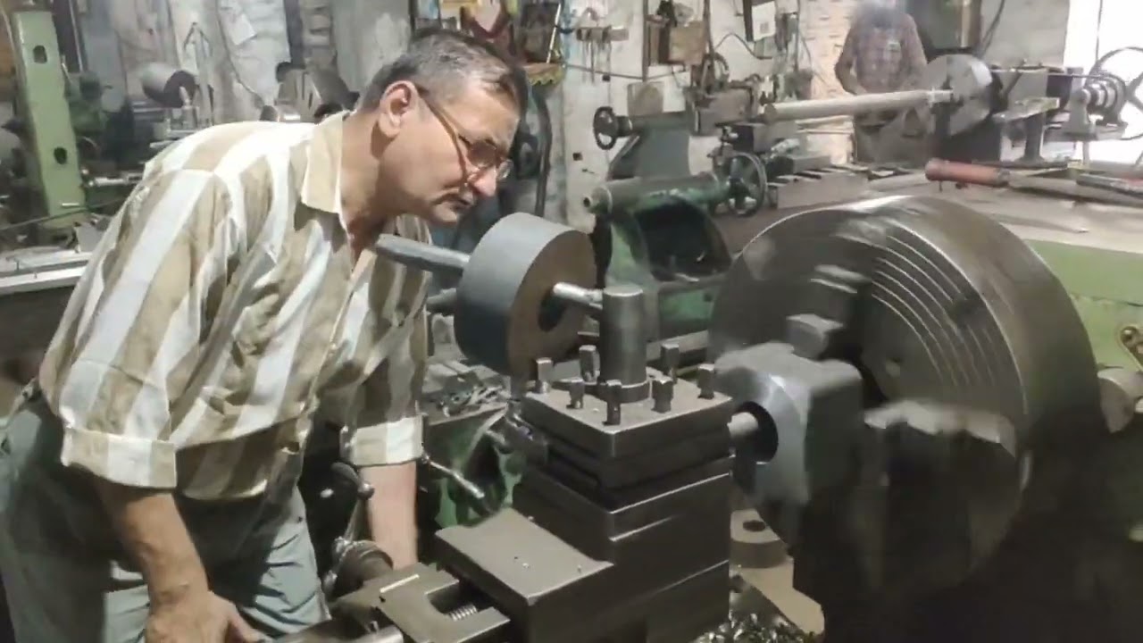 How to make shaft nut on lathe machine