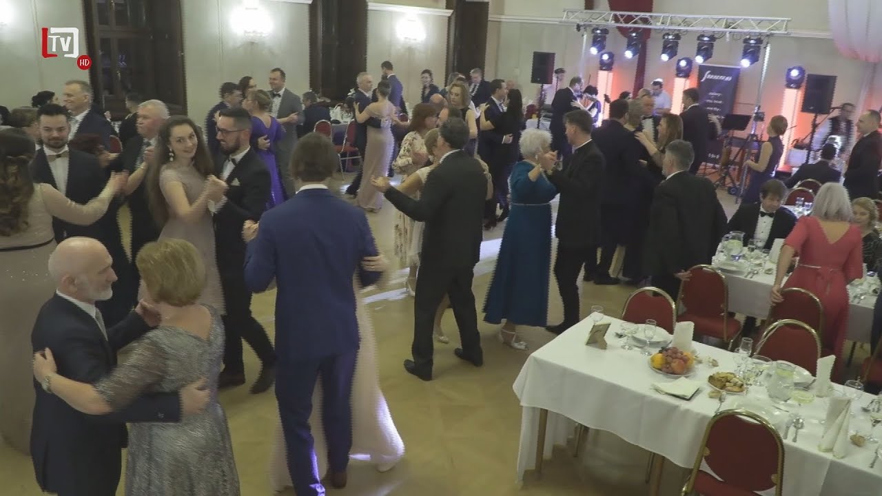 [2/05] Moderátor Farského plesu doletel až z Talianska ! (04. 02. 2025)