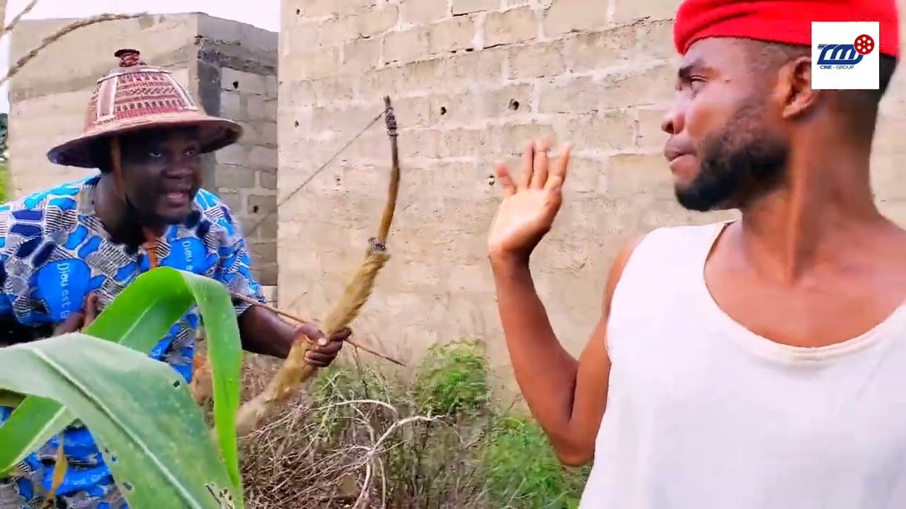Brizz: Vole du maïs du chef des chefs cantons du Togo