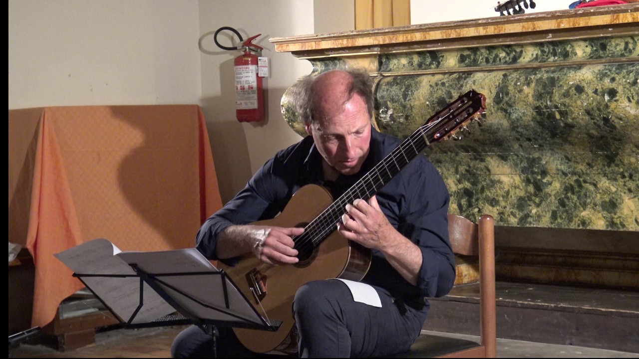 Massimo Agostinelli plays live Bartolomé Calatayud: Bolero