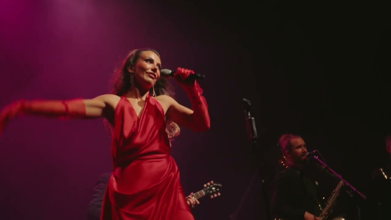 Georgia Cécile - This Is Love (Live in Glasgow)