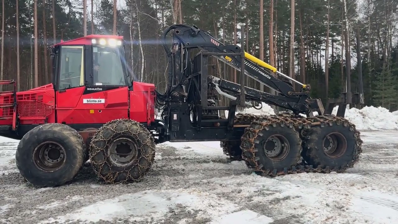 KOMATSU 890.3