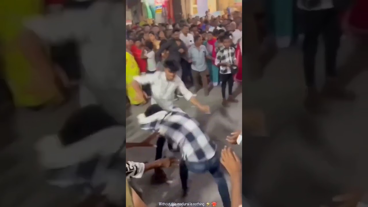 Maduraiii chithirai thiruvizha fight 💯🗡🔰 #fighting #madurai #chithiraifestival