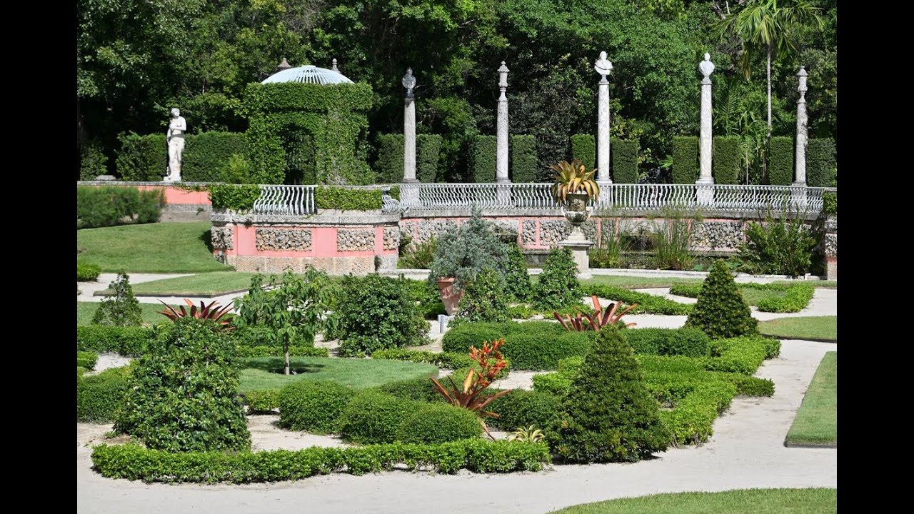 Vizcaya Gardens