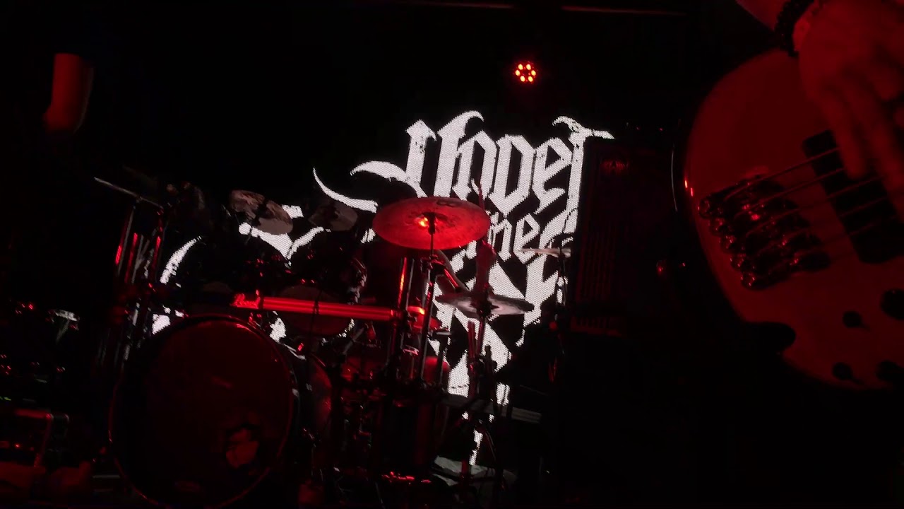 Under The Black Shores : Erratic - Remorseless - Remind Me Your Name - My Own World (Live In Paris)