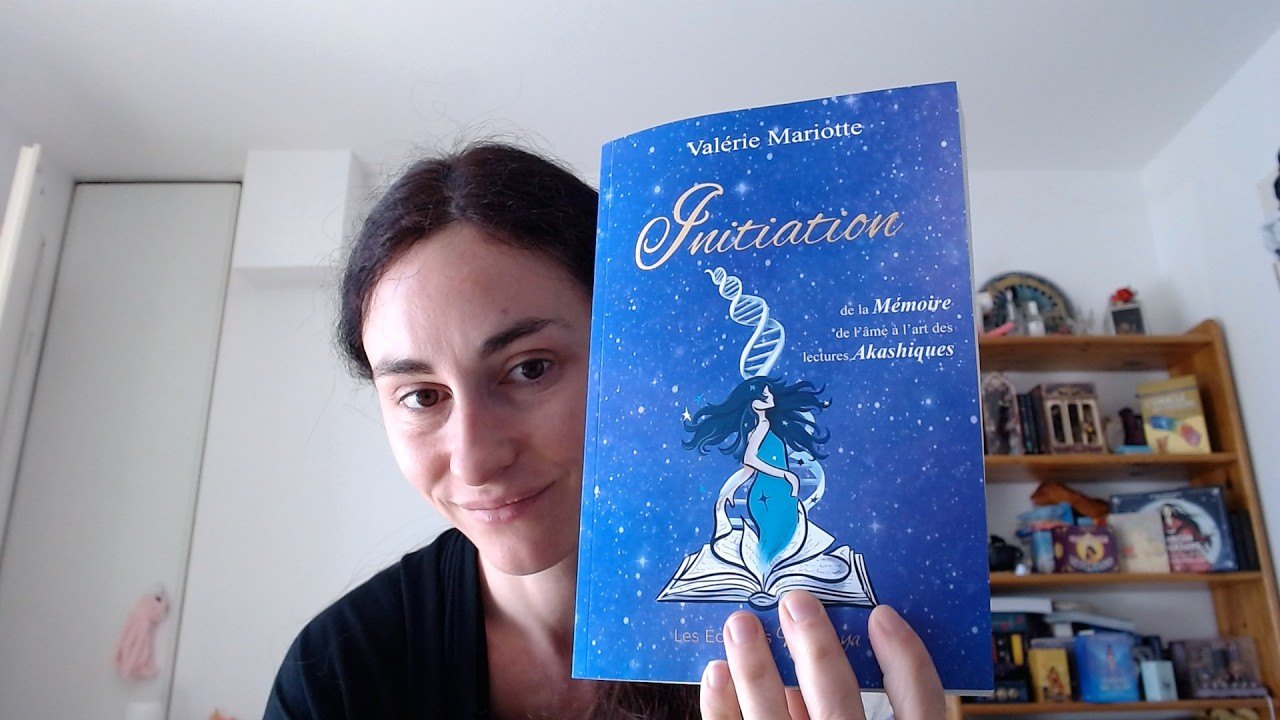 Mon retour sur le livre Initiation: L'Art des lectures Akashiques de Valérie Mariotte