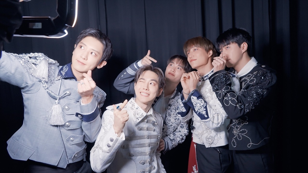 EXO 엑소 The 8th Album Fanshowcase 'REVERXE' Behind The Scenes