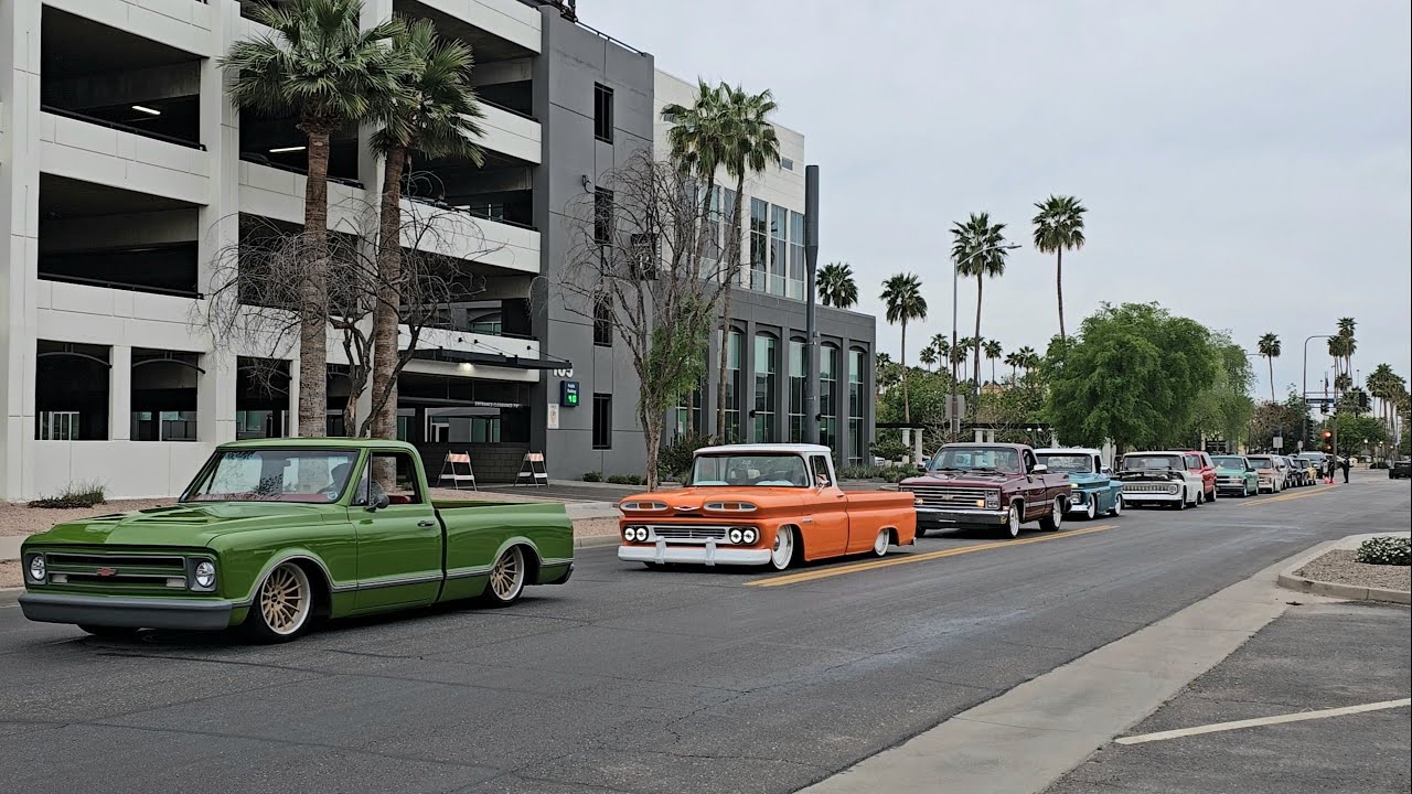 THE WORLD'S TALLEST CLASSIC TRUCK SHOW. THE REUNION TRUCK SHOW!! 5 STORIES OF CLASSIC TRUCKS. In 4K