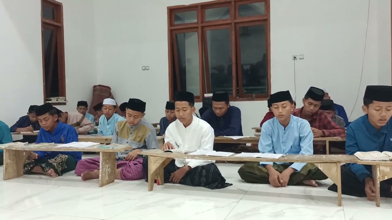 Pembacaan Doa selamat untuk Tuan Yusof Bin Tuan Lazim sekeluarga, Yasin dan Tahlil. 