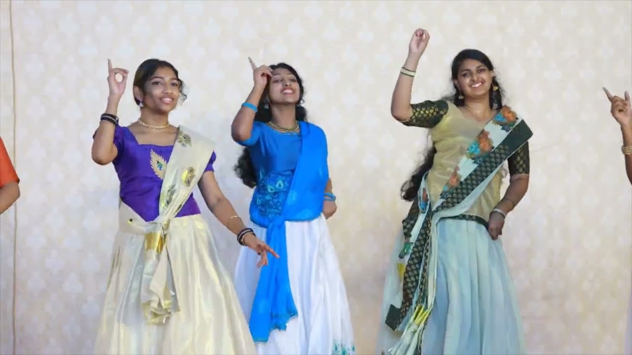 Onam Celebration at Chavara Public School - Dance by Sanvin Hostel Girls