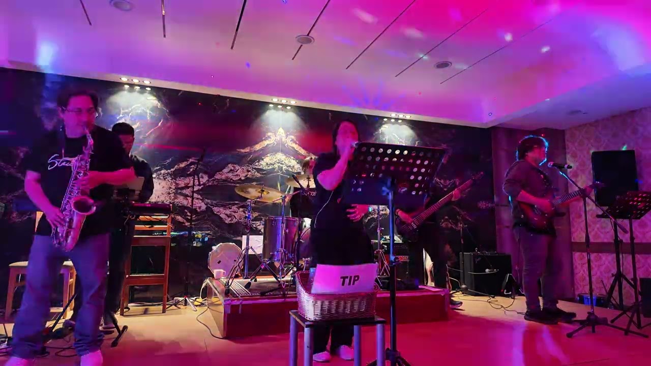 Staccato Band 2nd set at Drag Cafe #band  #ofwlife #liveentertainment  #livemusic 