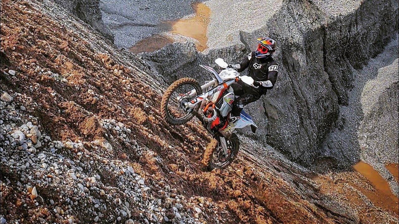 Enduro - Mud party