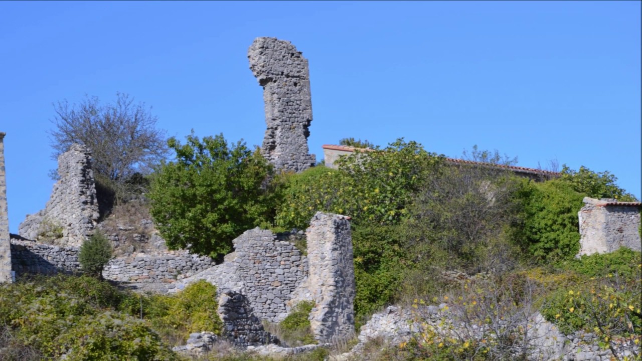 P&eacute;rillos, village abandonn&eacute; des Corbi&egrave;res catalanes au nord du Roussillon