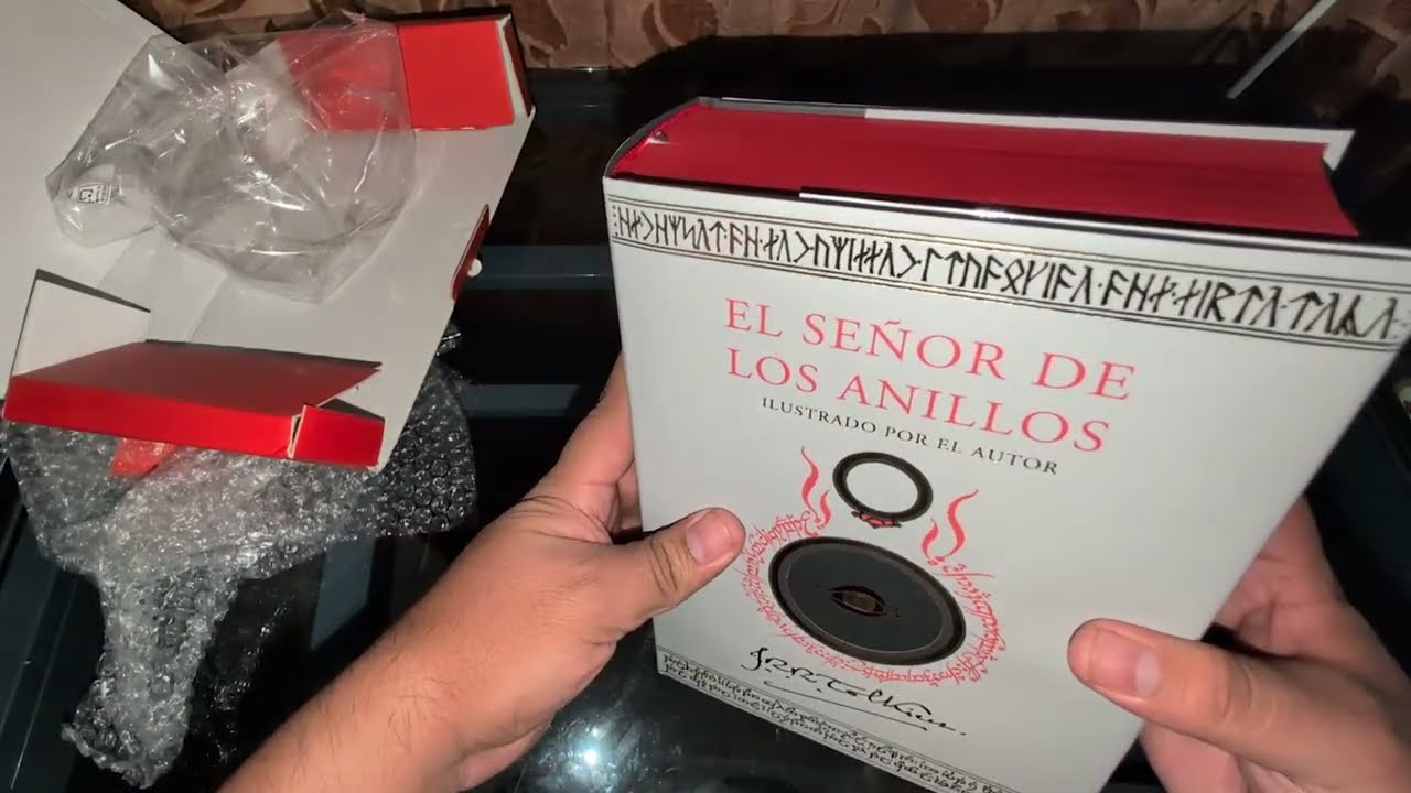 Unboxing libro de El Se&ntilde;or de los Anillos: Edici&oacute;n Ilustrada por J. R. R.Tolkien