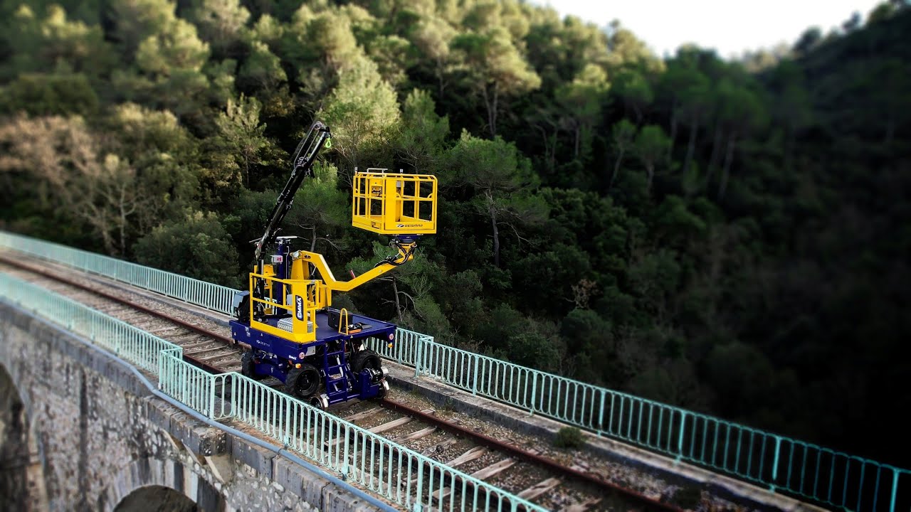First real-life test for Geismar's electric and modular railway maintenance vehicule , EMMA.