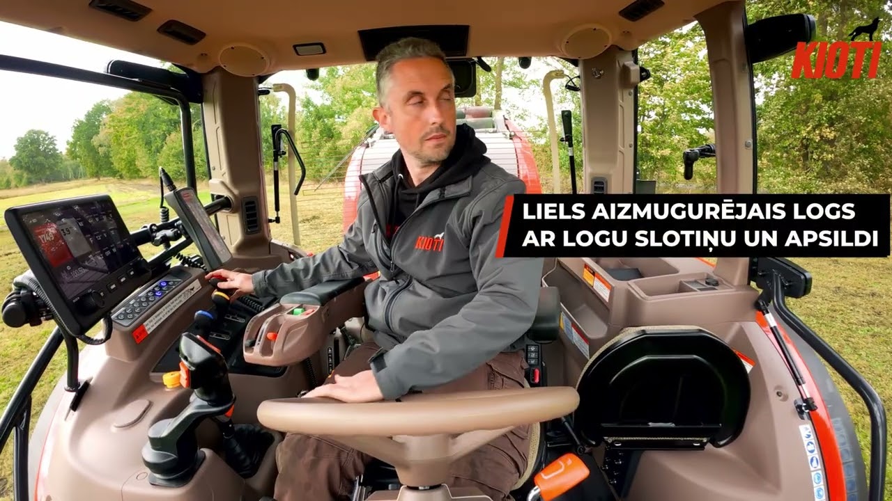 Kioti HX1403 darbībā