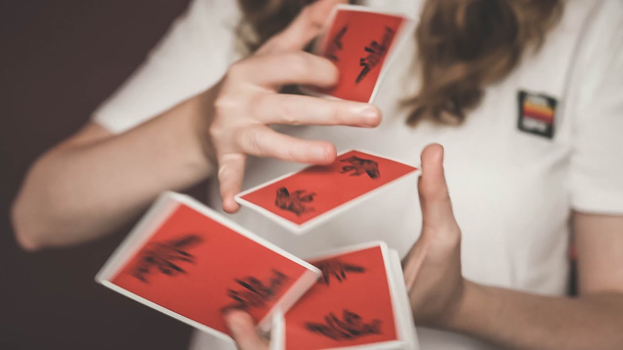 ADVANCED CARDISTRY - VIOLIN vs EKKLESIA
