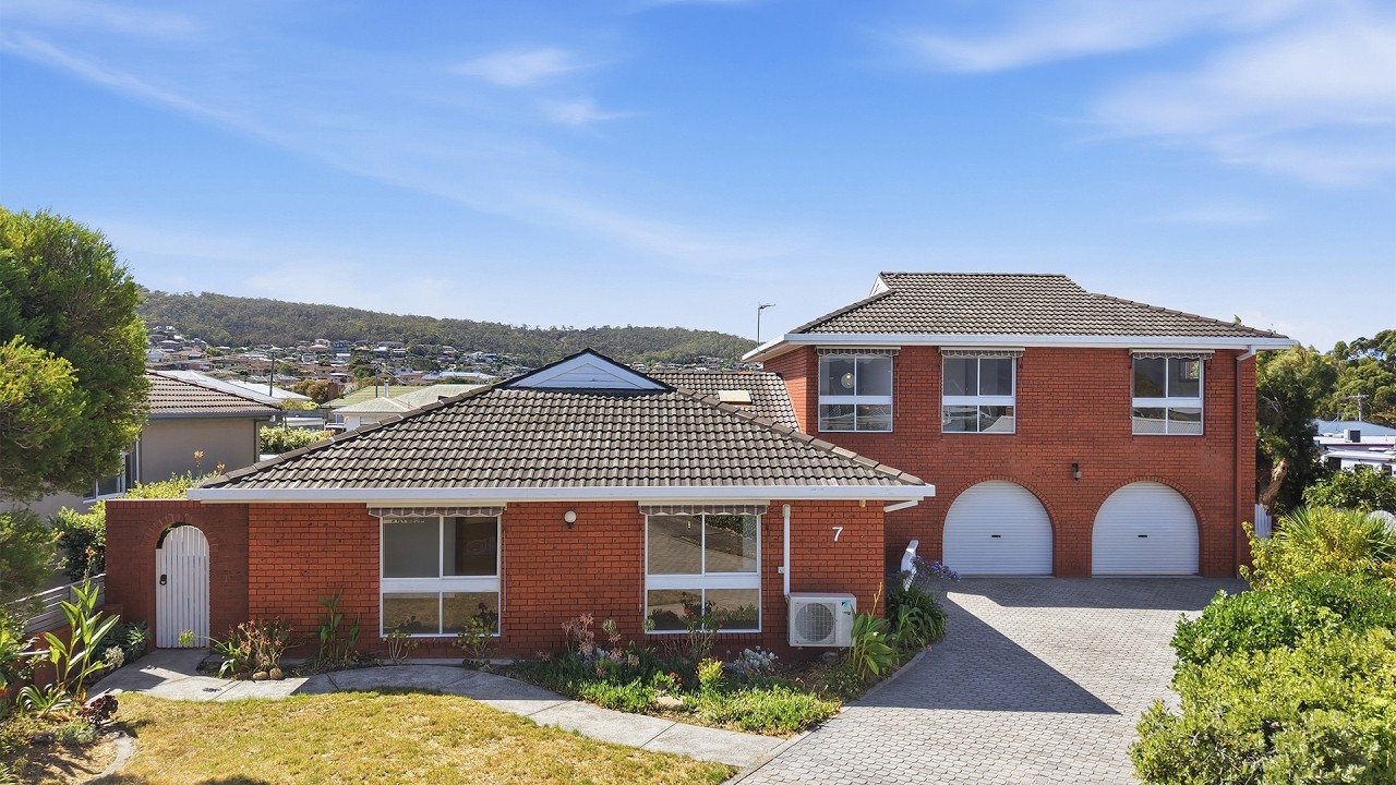 7 Boronia St, Howrah | Ariel Dao | Fall Real Estate