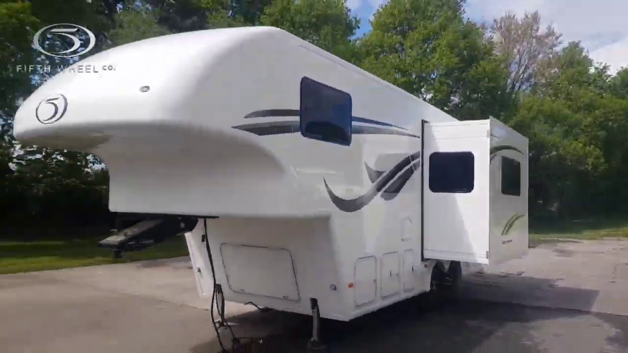 Un-Hooking a VW Amarok from our Celtic Rambler