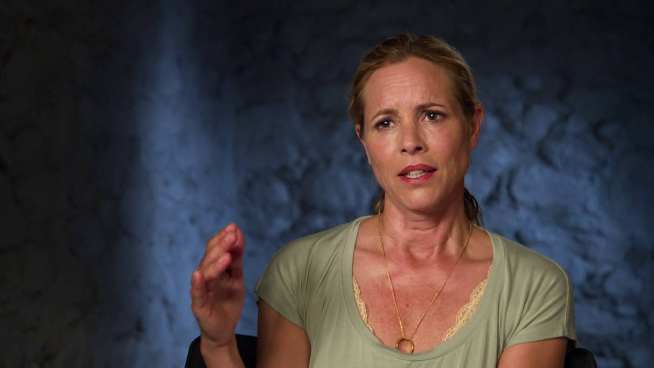 Lights Out: Maria Bello "Sophie" Behind the Scenes Movie Interview | ScreenSlam