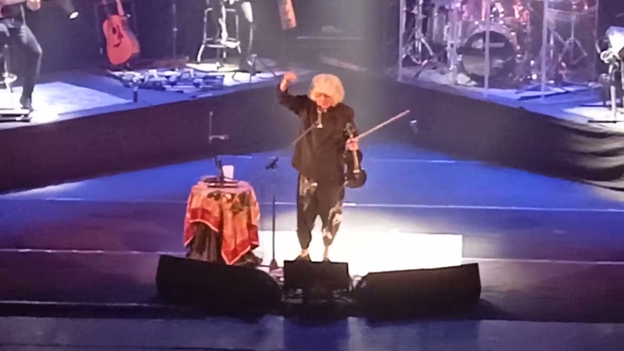 Angelo Branduardi al Teatro Duse di Bologna 1.12.2022 _ Alla Fiera dell'Est