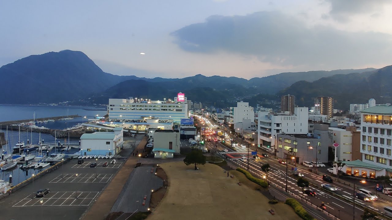 Live Japan Walk - Exploring Beppu At Night
