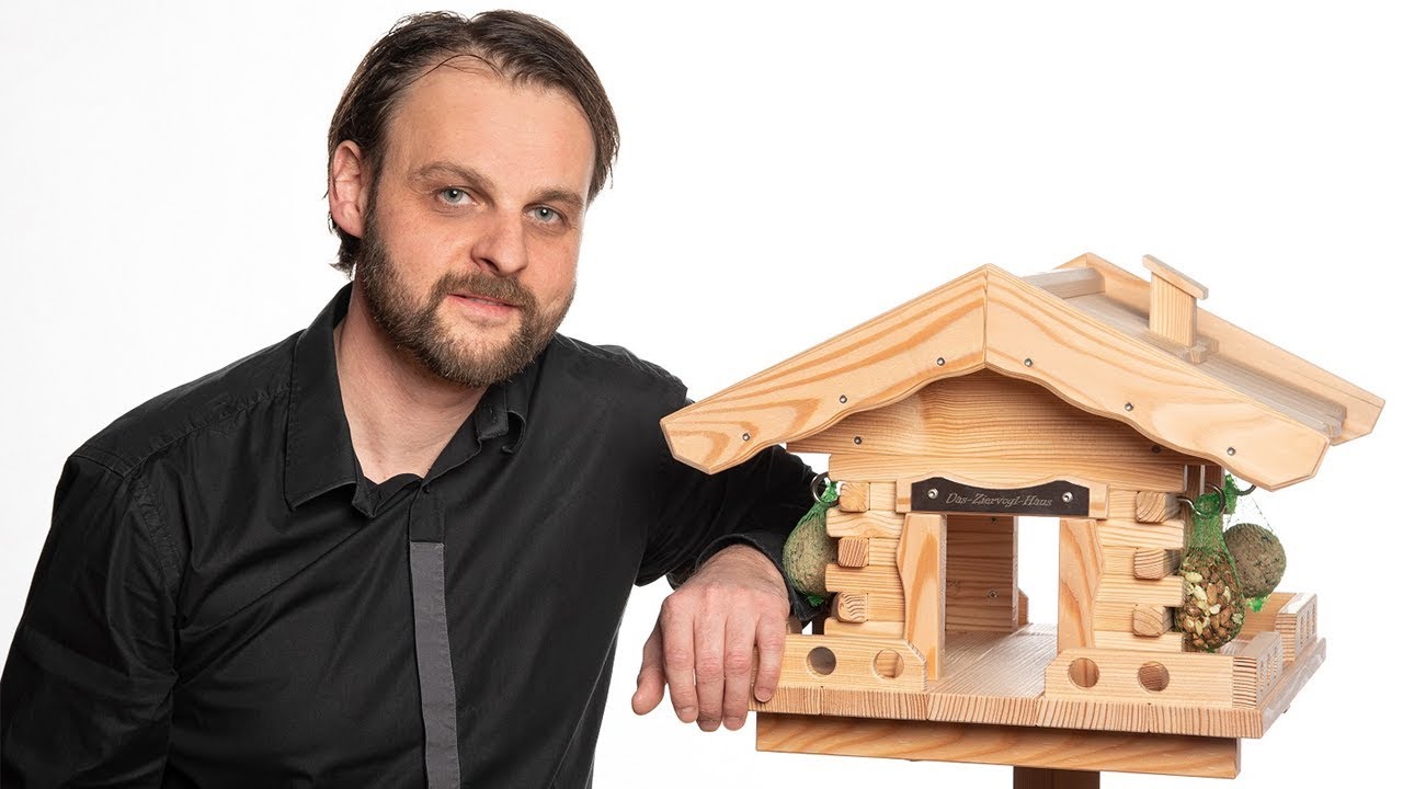 Das ZiervoglHaus, ein Luxus-Vogelhaus aus Lärchenholz in Handarbeit
