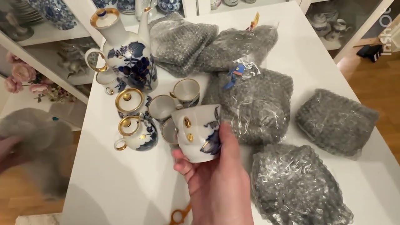 Распаковка мятой посылки с фарфором ЛФЗ.