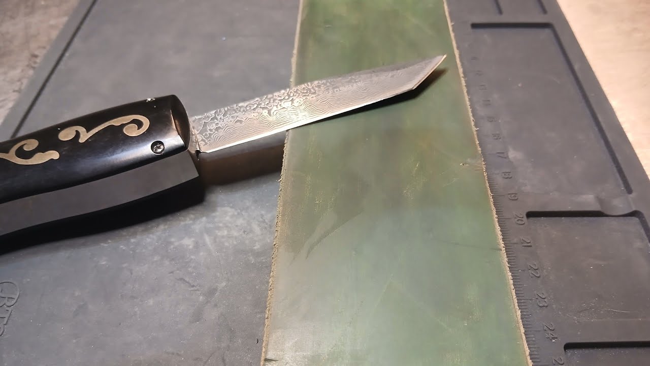 Stropping time with double blade pt 1
