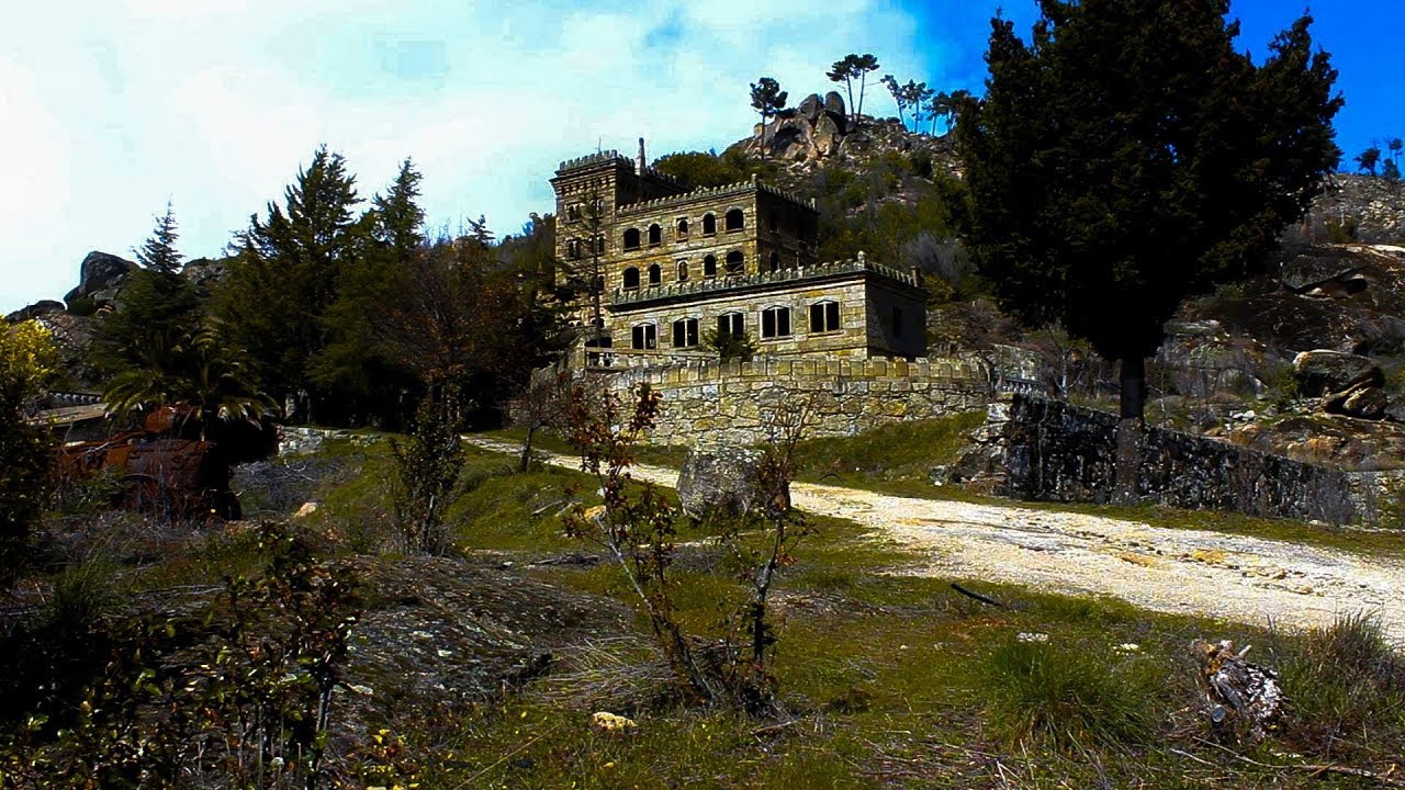 ABANDONED RADIOACTIVE WATER THERMAL HOTEL! - Termas &Aacute;guas Radium