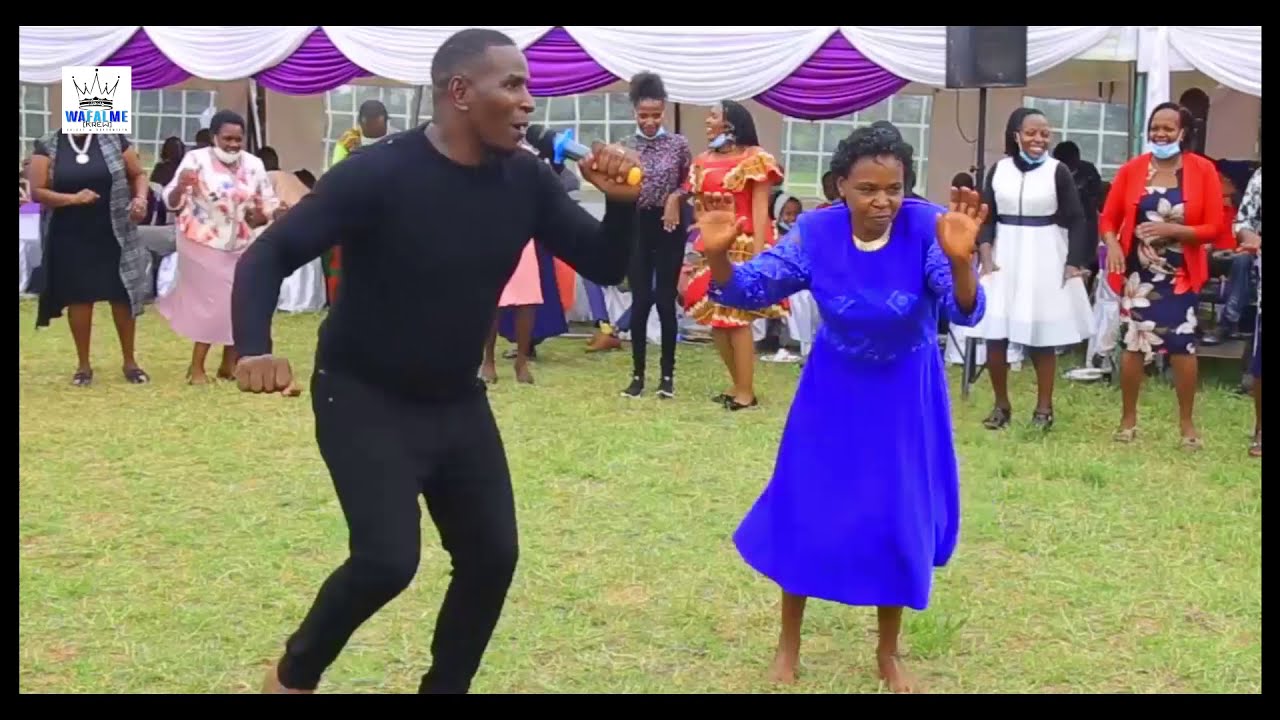 Firirida - Wedding dance challenge can your mum even (MCAfrika Jamo Jeez & Wallen)
