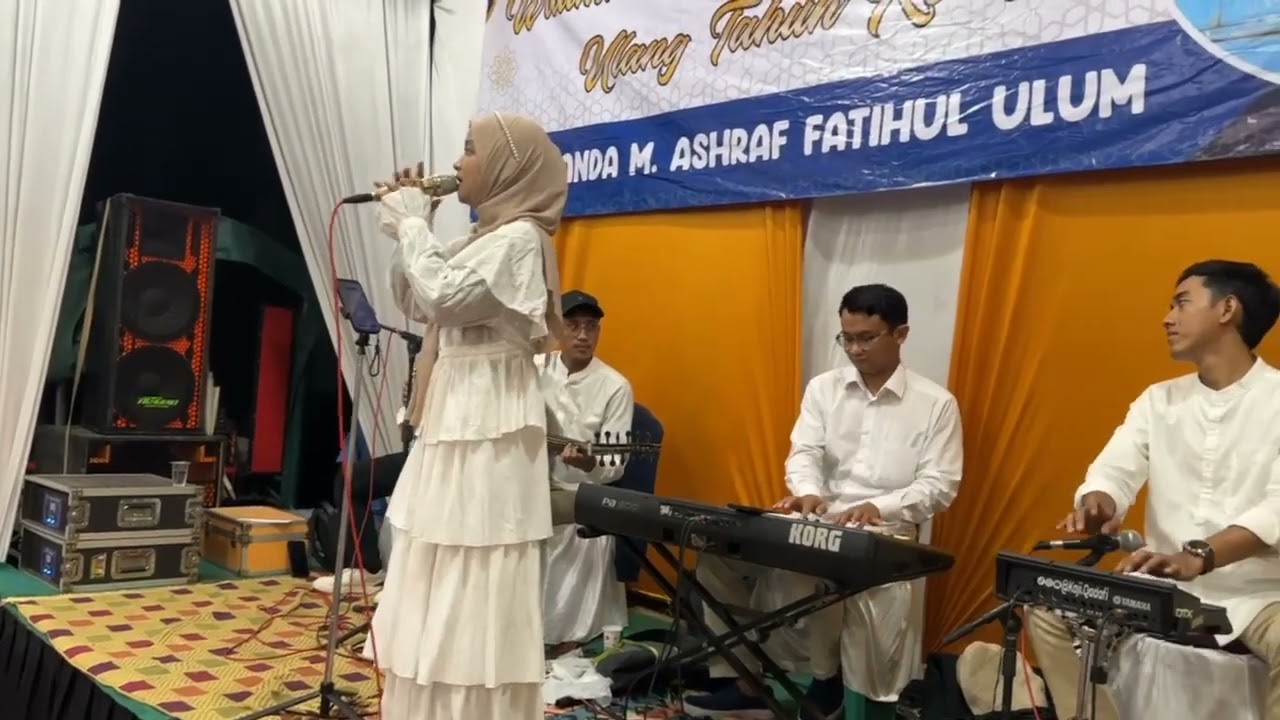Style dan chord mantap - Qomarun - Madena Gambus featuring Ziyana