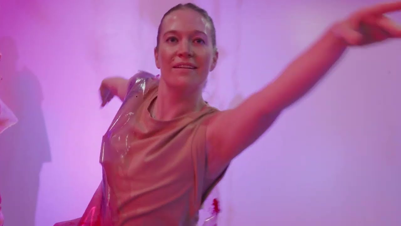 Momentum Dance in Immersive Gallery Experience // Reciprocity