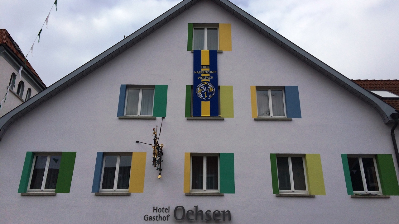 FREIE NARRENZUNFT WOLFACH - Die Narrenkapelle spielt den 