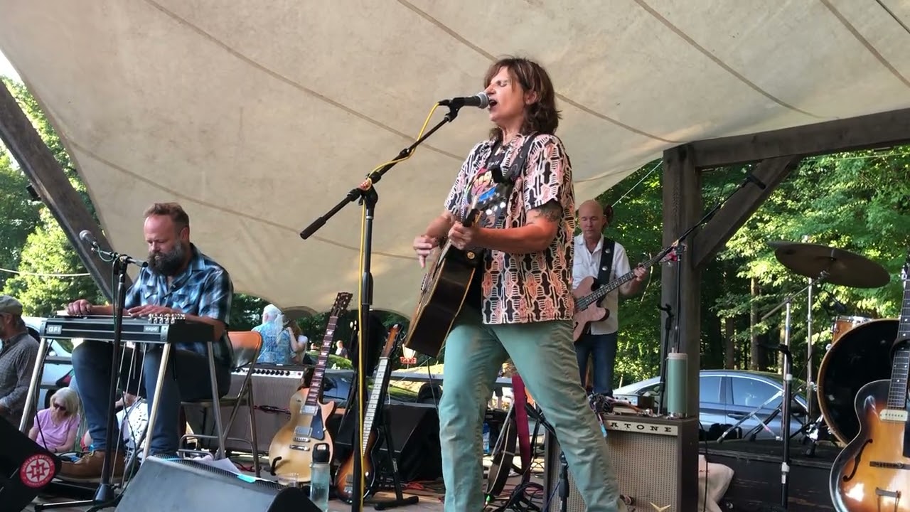 amy ray: 2025-07-02: highland brewery - asheville, north carolina - sure feels good anyway