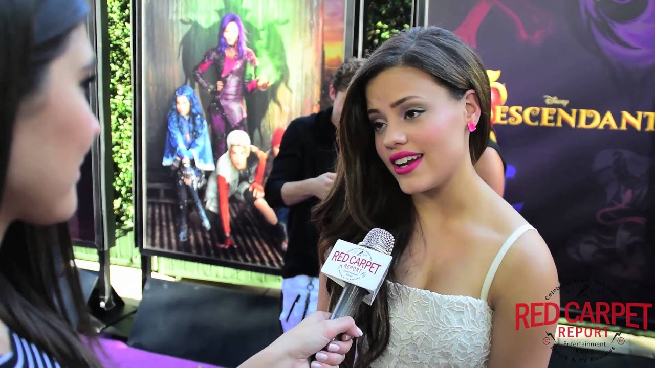 Sarah Jeffery 