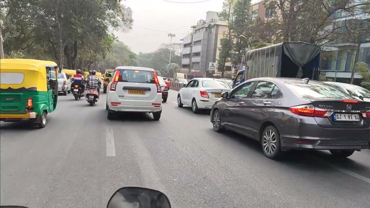 Bangalore traffic🚦Mekhri Circle in 4K #bangaloretraffic #automobile #bangalore #traffic #Mekhri