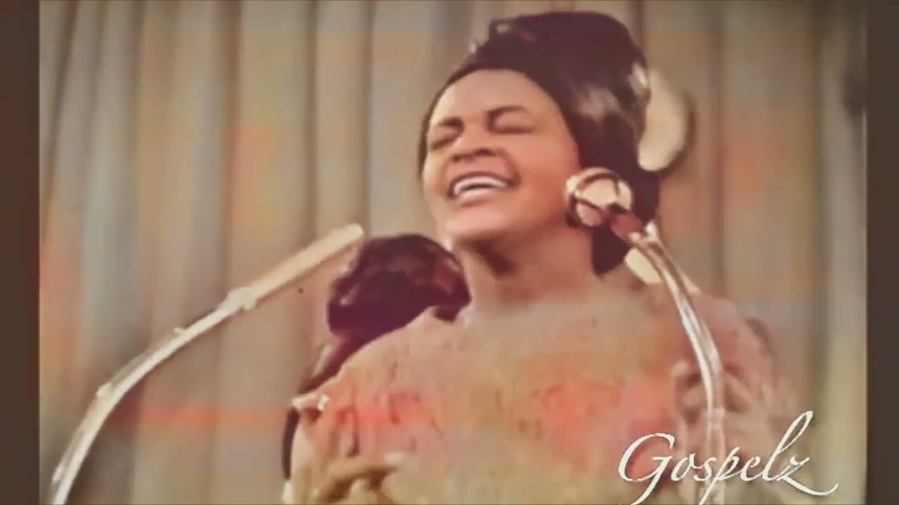 The Clara Ward Singers LIVE  “Old Landmark” 1962