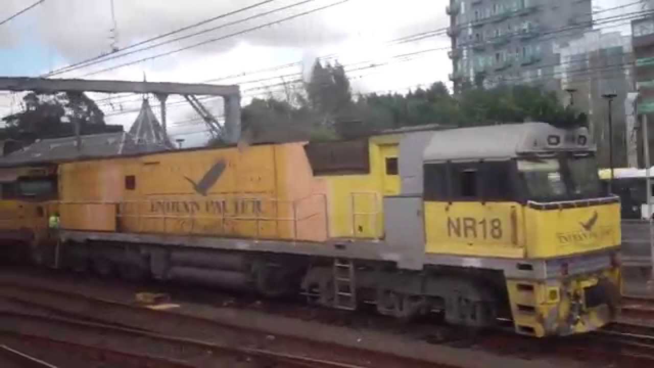 Railway Journey from Sydney to Katoomba, New South Wales, Australia - 26th August, 2015
